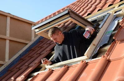Pose de fenêtres de toit Velux à Aron
